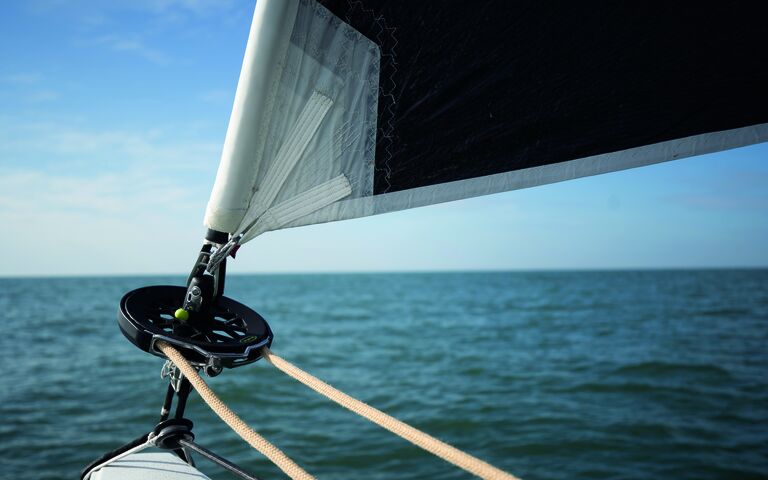 NEX emmagasineur flying sail furler profurl